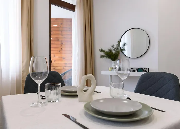 Bonbon Next To Gondola