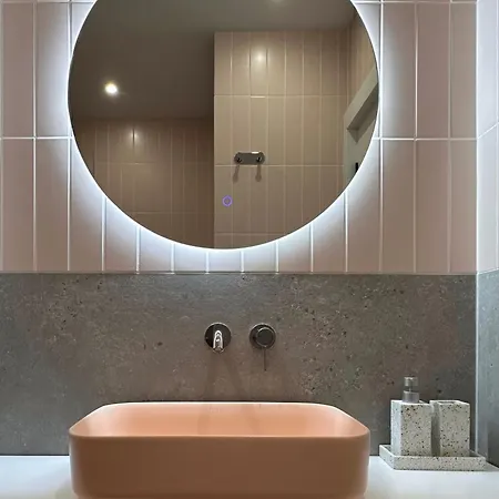 Bonbon Next To Gondola