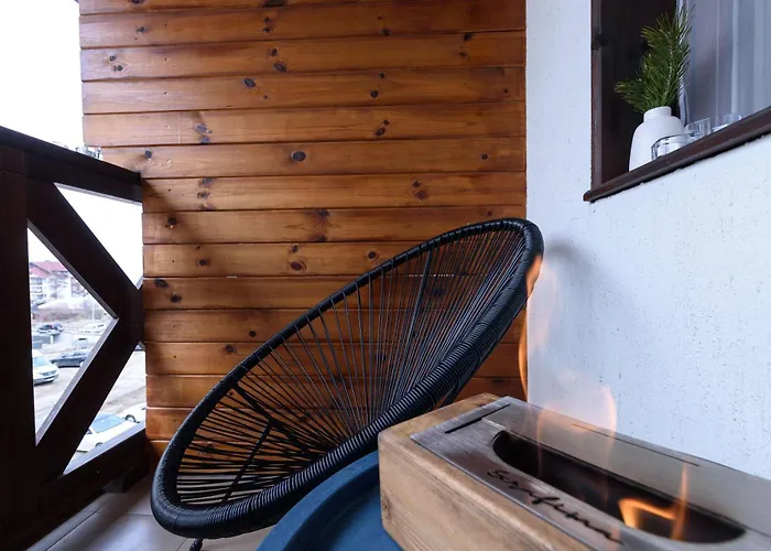 Bonbon Next To Gondola Apartment *